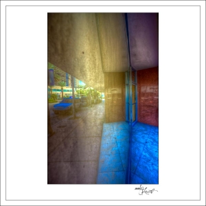 In-Through-the-Looking-Glass-Geometry-MiamiBeach-03