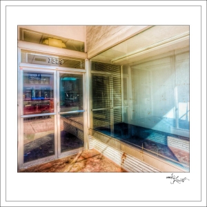 In-Through-the-Looking-Glass-Geometry-MiamiBeach-04