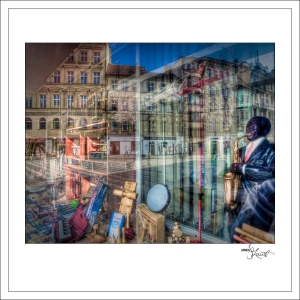 In-Through-the-Looking-Glass-Prague-10